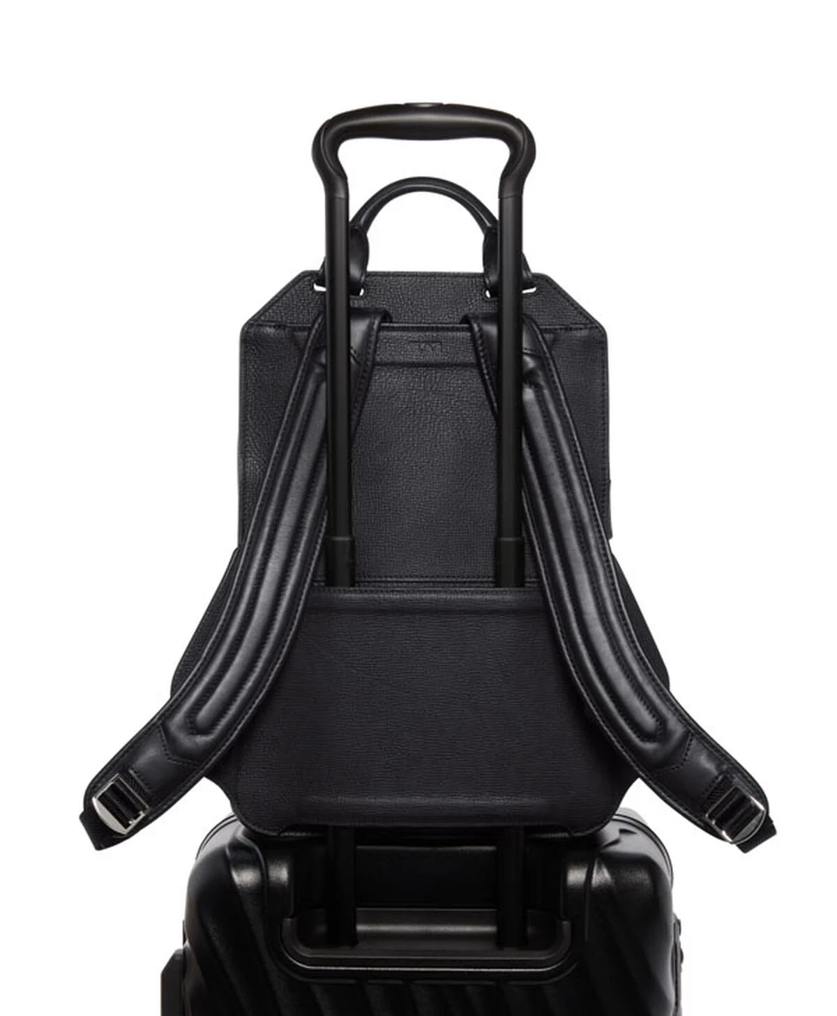 Alzare Backpack
