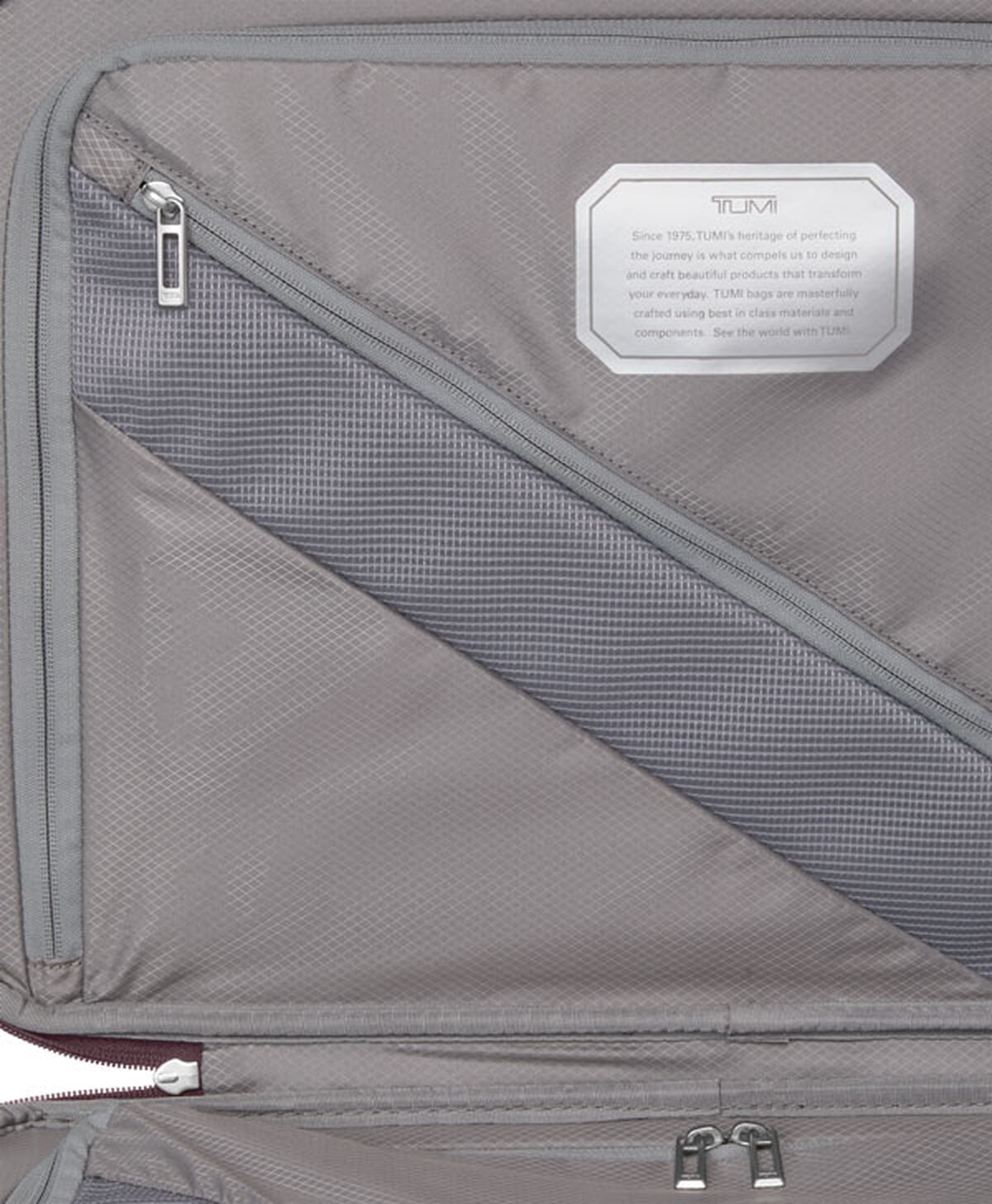 International Carry-On 55 cm