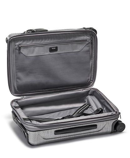International Front Pocket Expandable Carry-On 55?cm