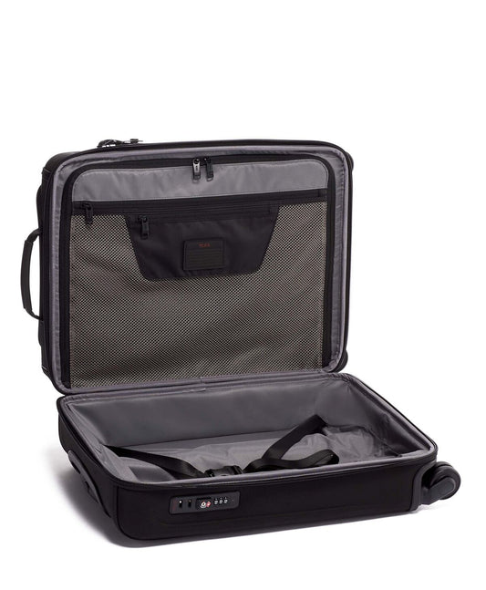 International Slim Super Leger Carry-On 55 cm
