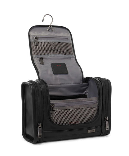 Hanging Travel Kit