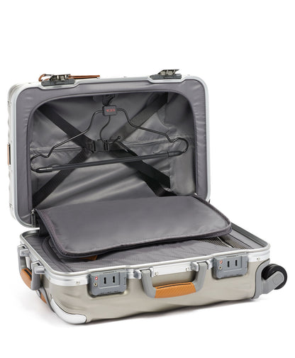 International Carry-On 56 cm